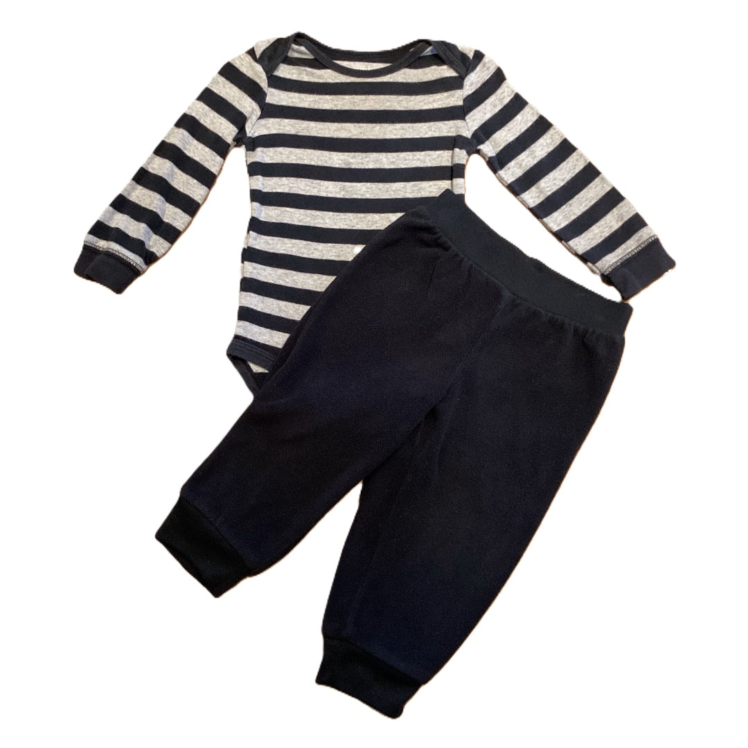 9-12 Boys Carter's Gray and Black Long Sleeve Onesie, Simple Joys Black Fleece Joggers