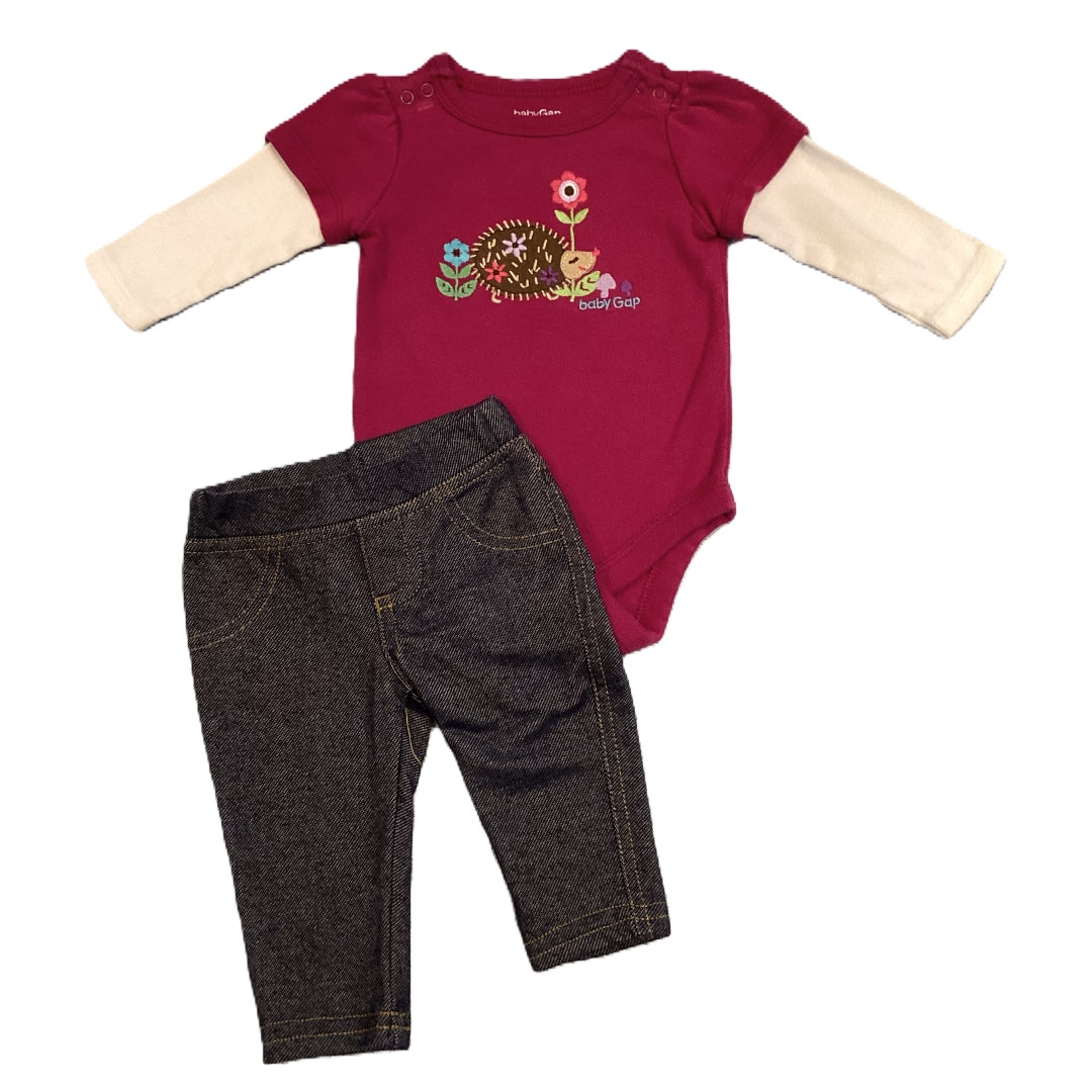 0-3 Girls Baby Gap Onesie, Jeggings