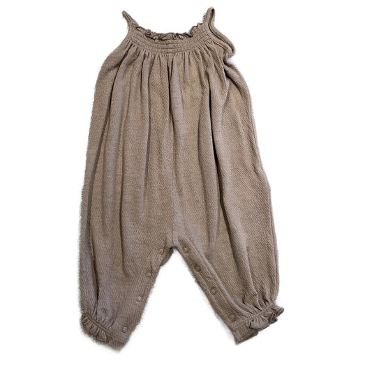 0-3 Girls Old Navy Light Gray Flowy Romper