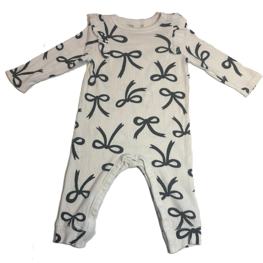 6-9 Girls Cat & Jack White and Black Bow Onesie w/Ruffles