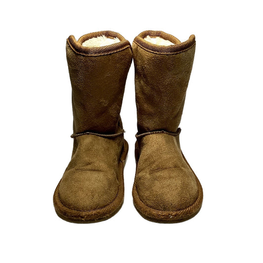Size 8 Fleece Lined Ugg Style Boots